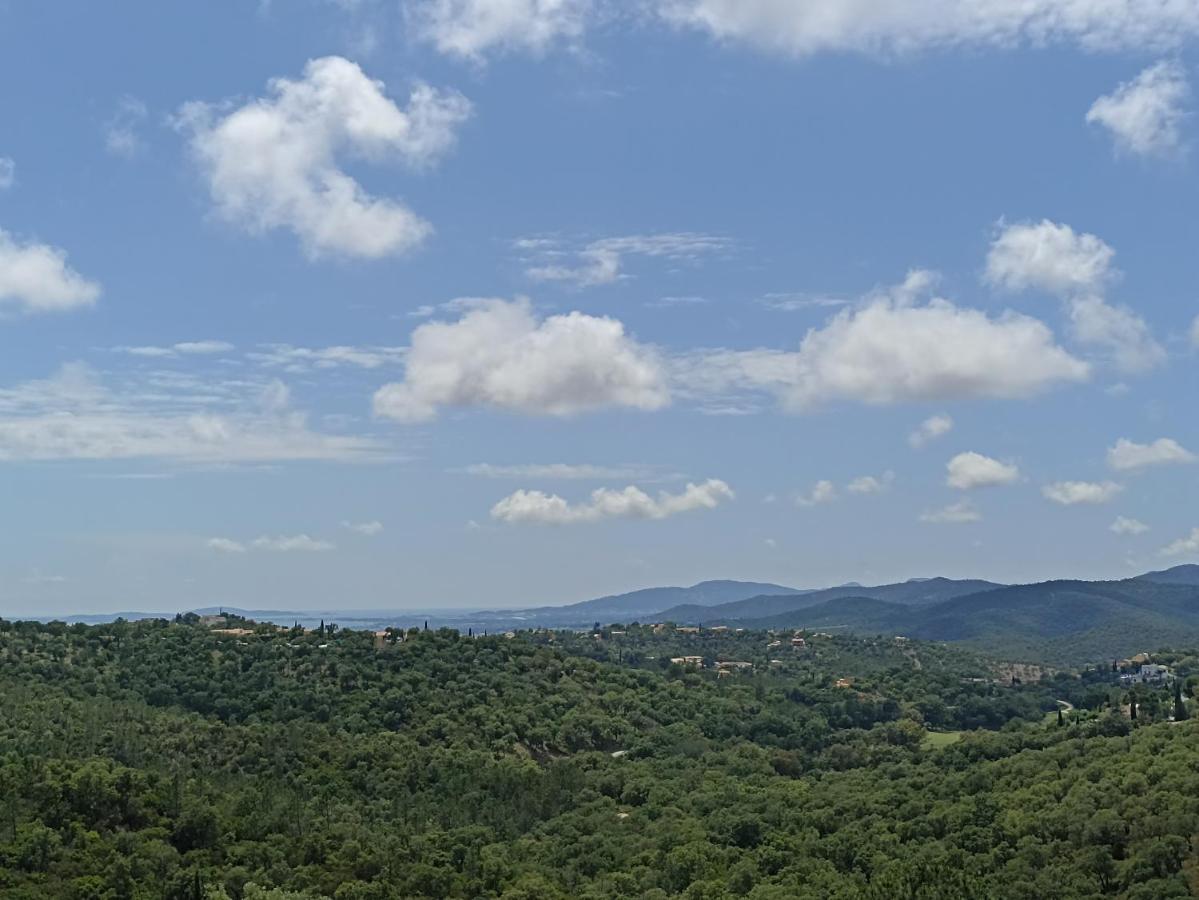 3 Vue Valcros Hébergement de vacances La Londe-les-Maures